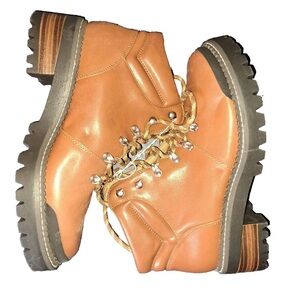 Memory Foam Shoes with Padded Ankle Collar